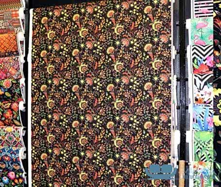 Siyah Zemin Kahve Goblen Desenli Koltuk Kumaşı